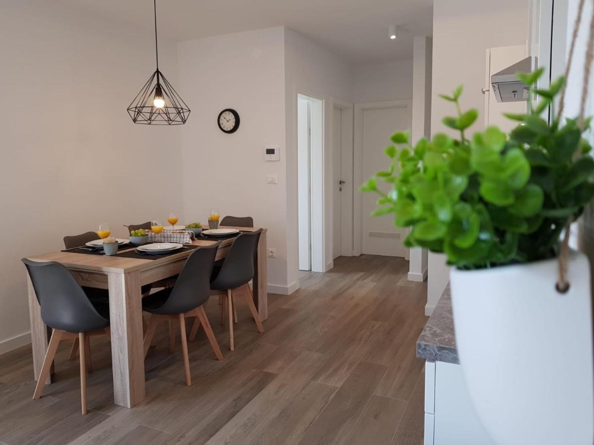 Vila Maslina - Apartman 3 Задар Екстериор снимка